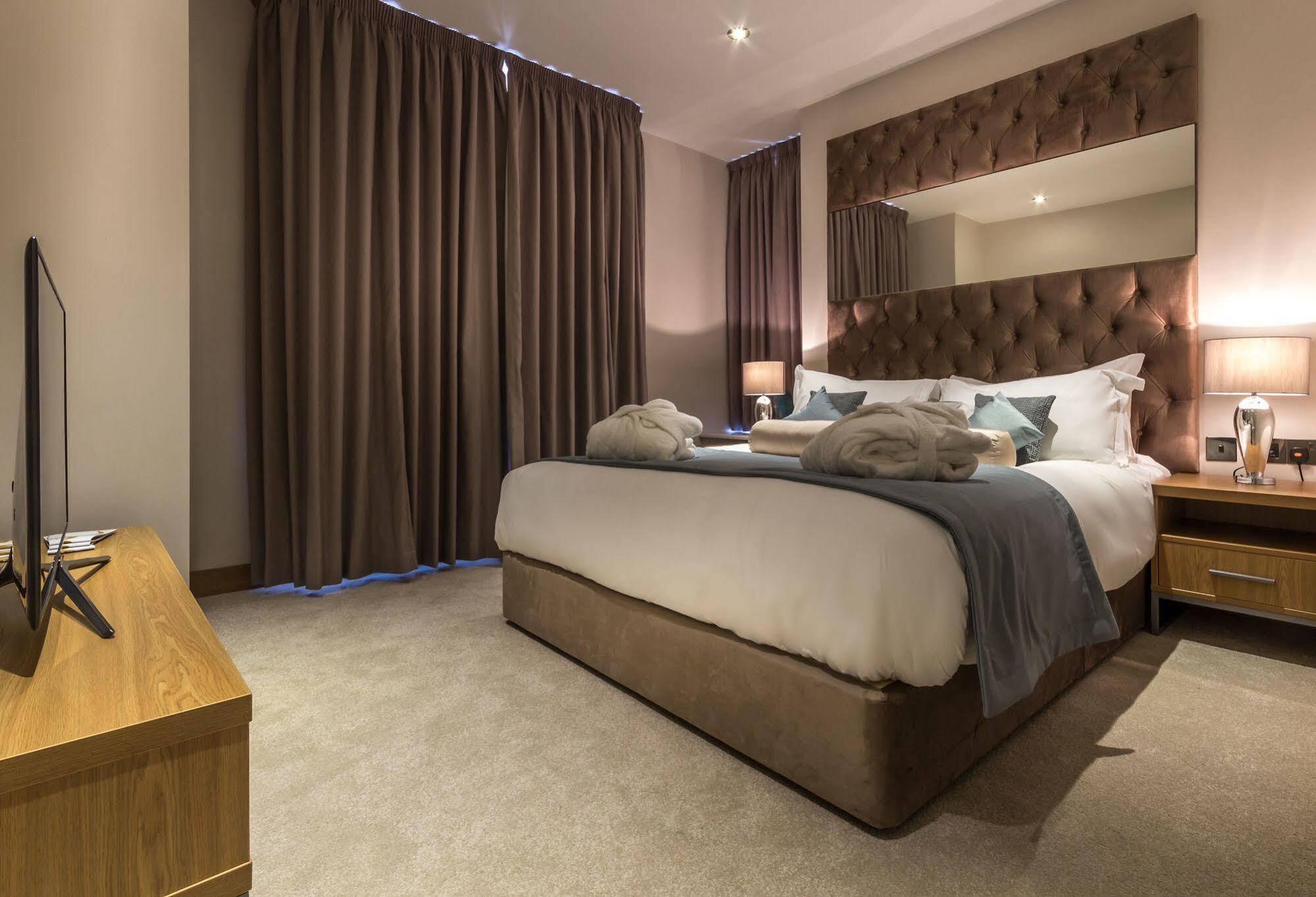 Mansio Suites Basinghall Leeds  Exterior photo