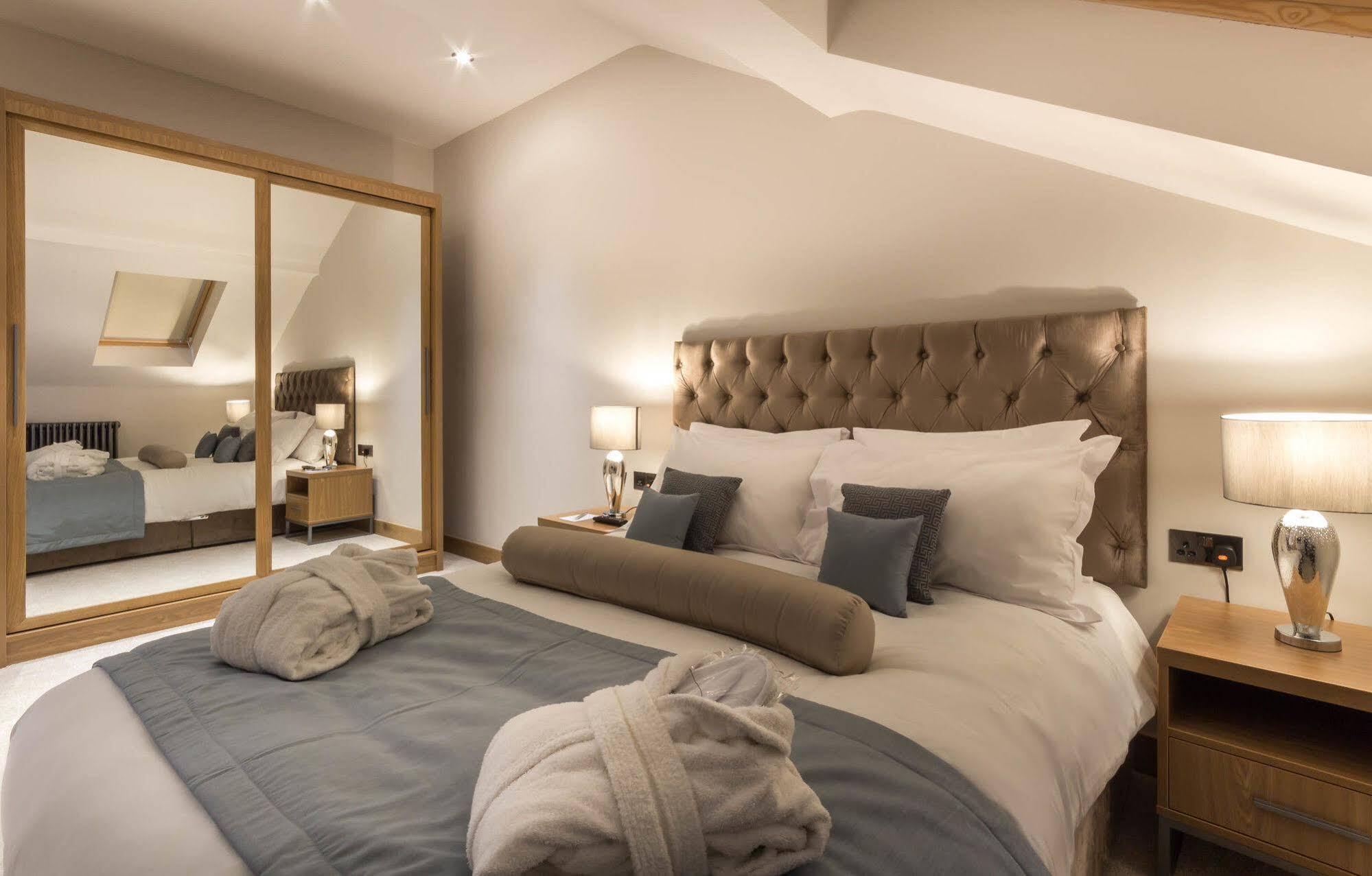 Mansio Suites Basinghall Leeds  Exterior photo